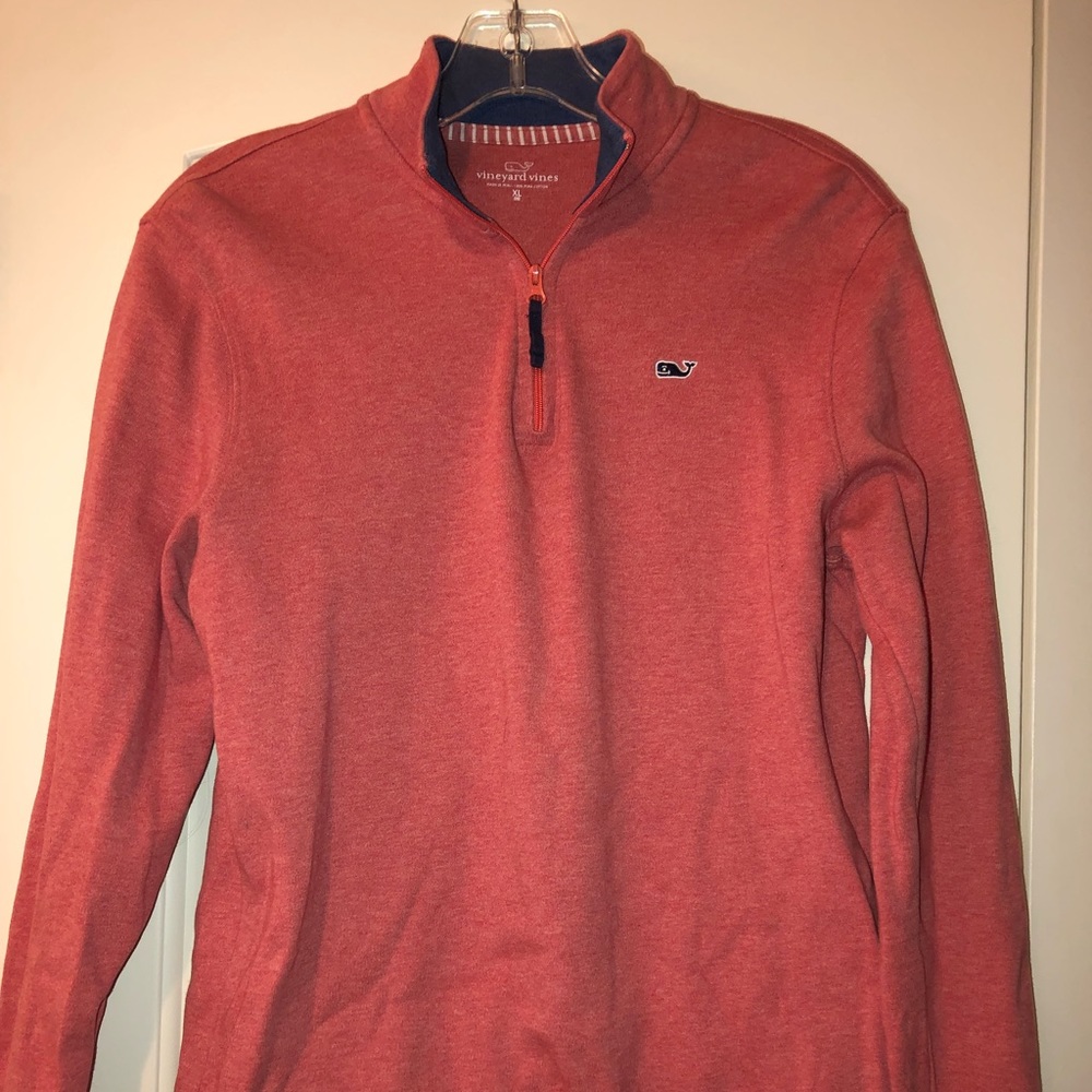 Vineyard Vines coral sweater/pullover